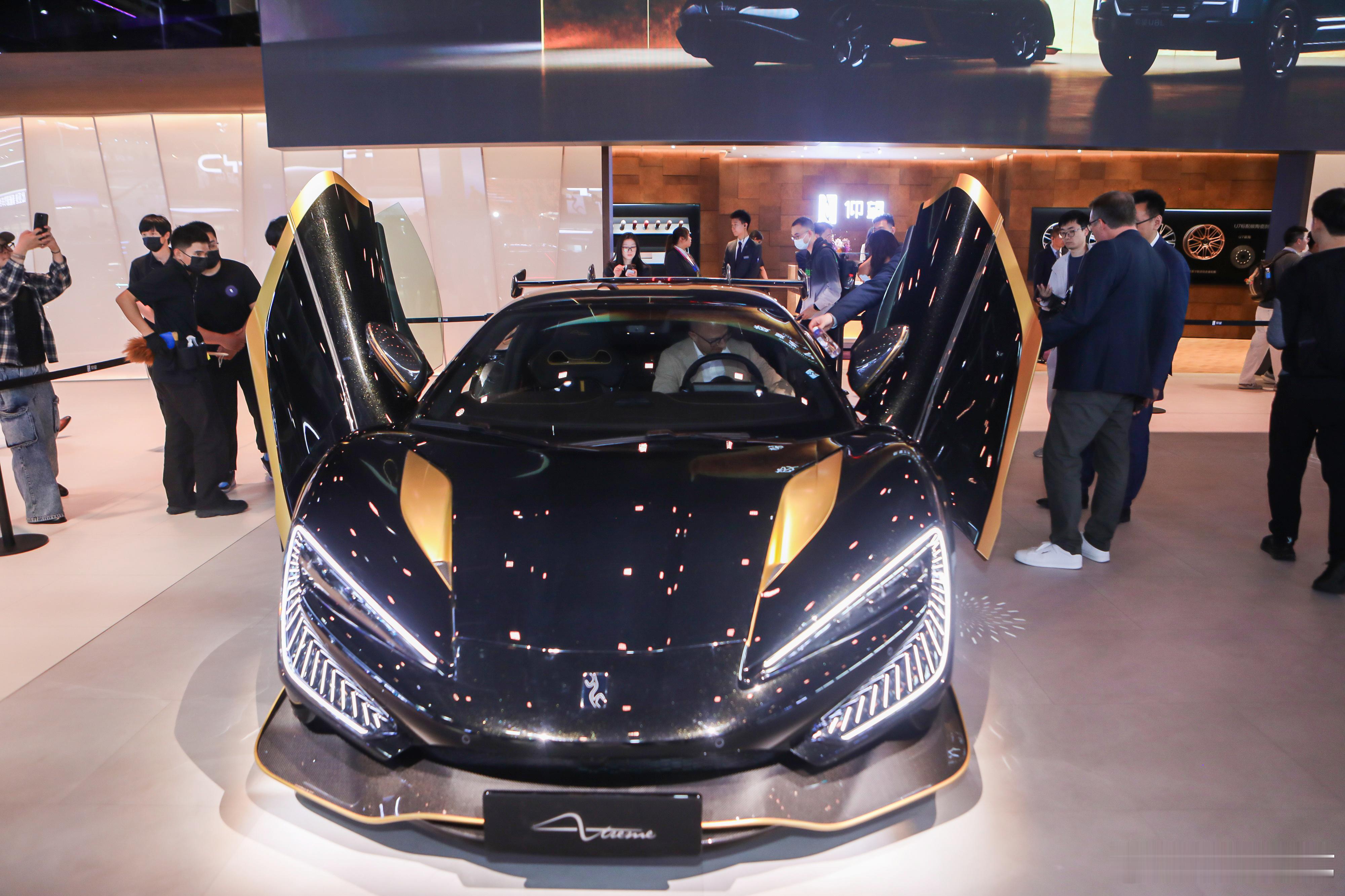 看完车展你更想买车了吗今年新车这么多，车展现场走一圈，真的很难不心动，但是买车还