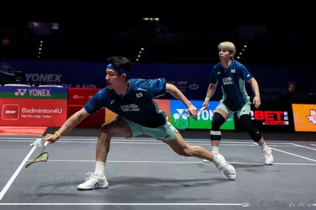 姜珉赫缺席汤姆斯杯，看似损失一员大将，其实对结果也没多大影响。
韩国队和丹麦队以