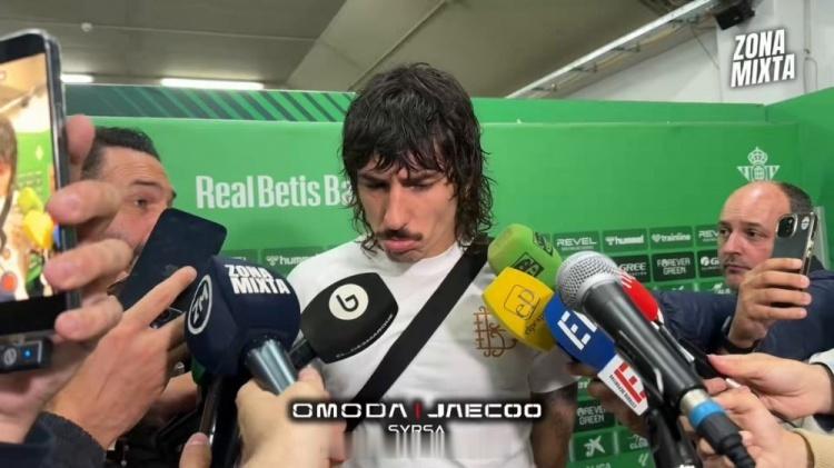 贝莱林现在长这样了……凌晨刚刚代表贝蒂斯进球绝平皇马。 