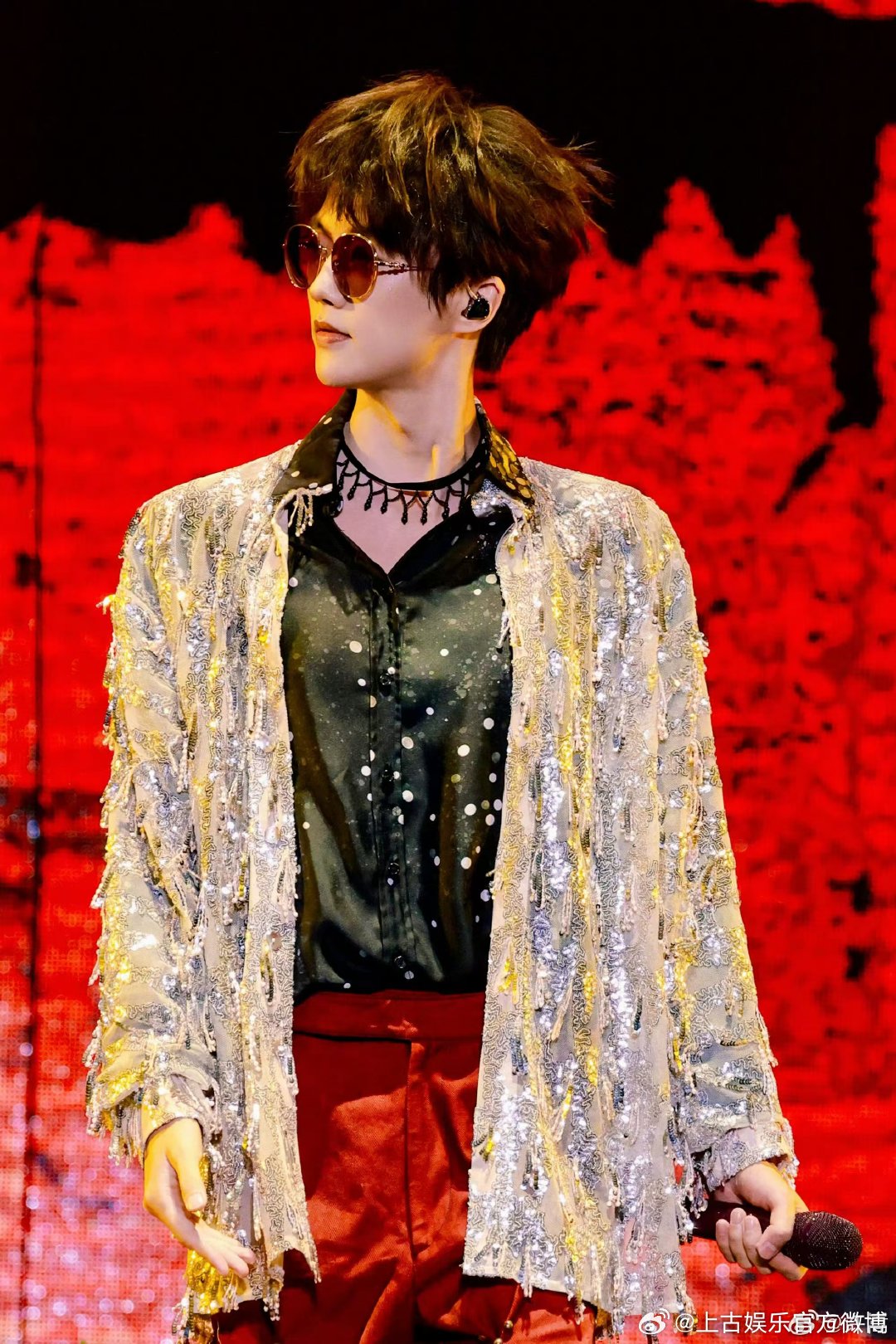 #许嵩说七夕是他第一次也是最后一次唱#许嵩的音乐才华大家都可以感受得到，也是非常