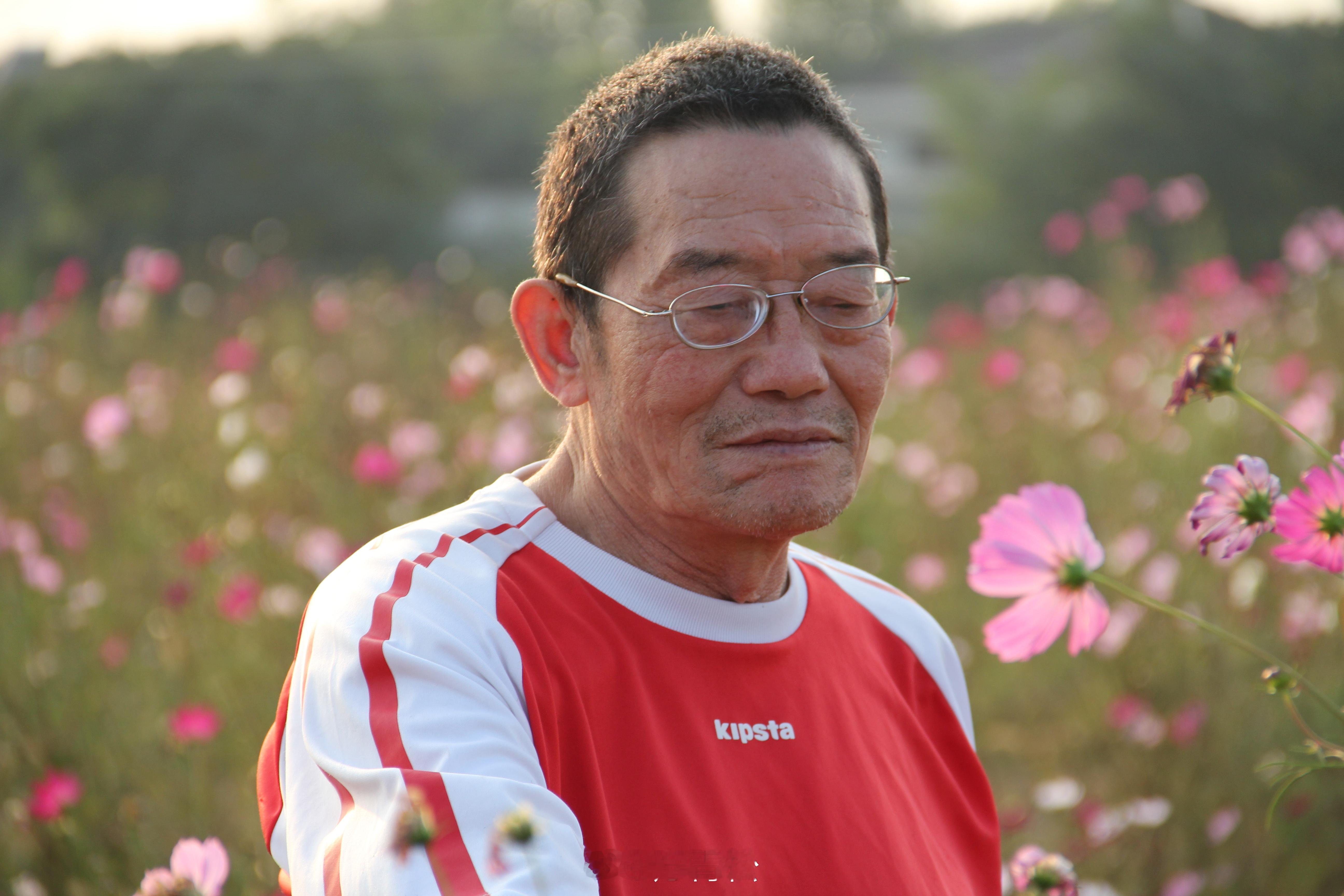 【第６梦】6.25夜：梦中老爸的房间是从院子里进去，不是从客餐厅之间。侄儿贝贝也