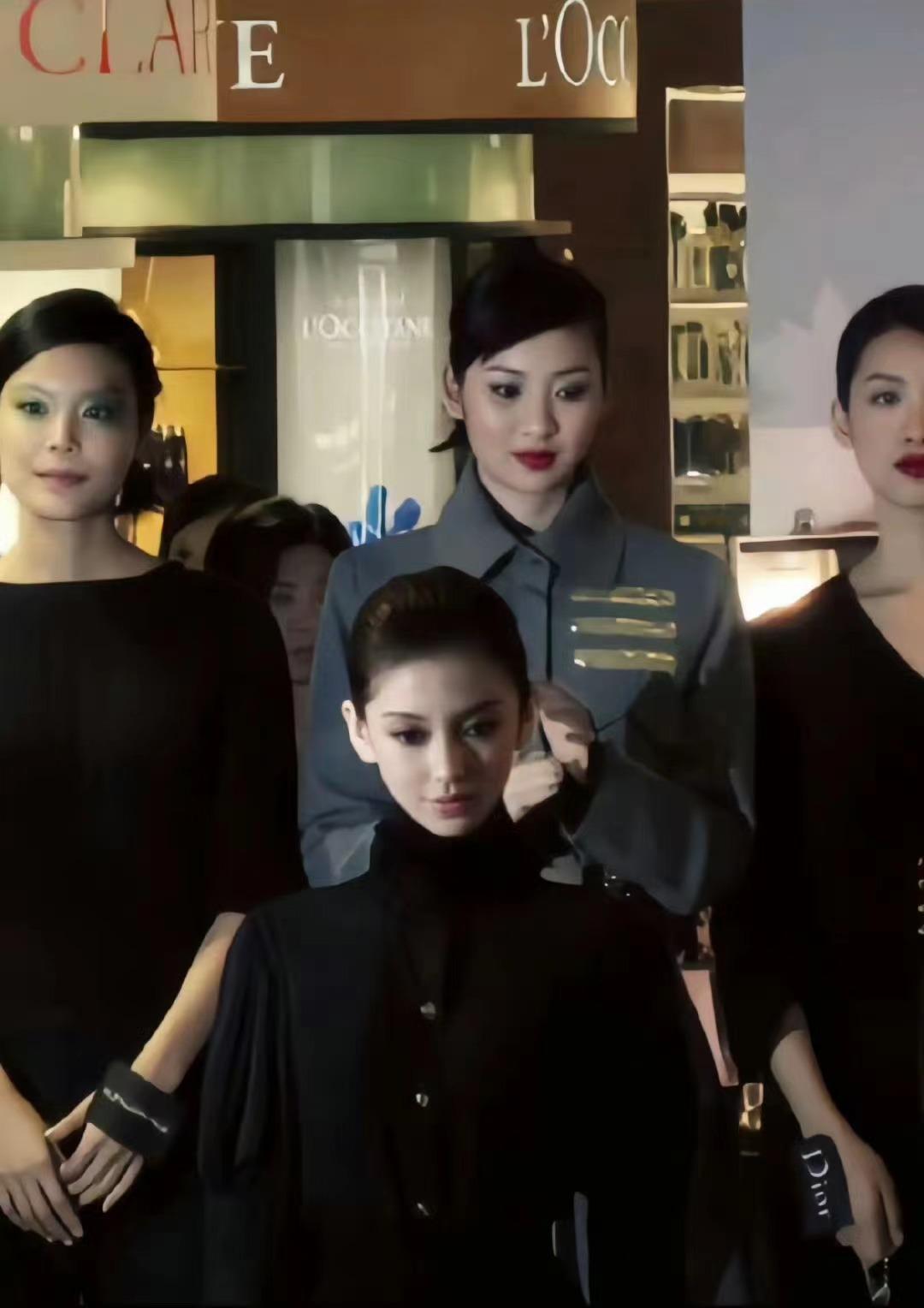 王大发说葛夕是降级版Angelababy 我觉得大家都有独特气质，葛夕与Ange