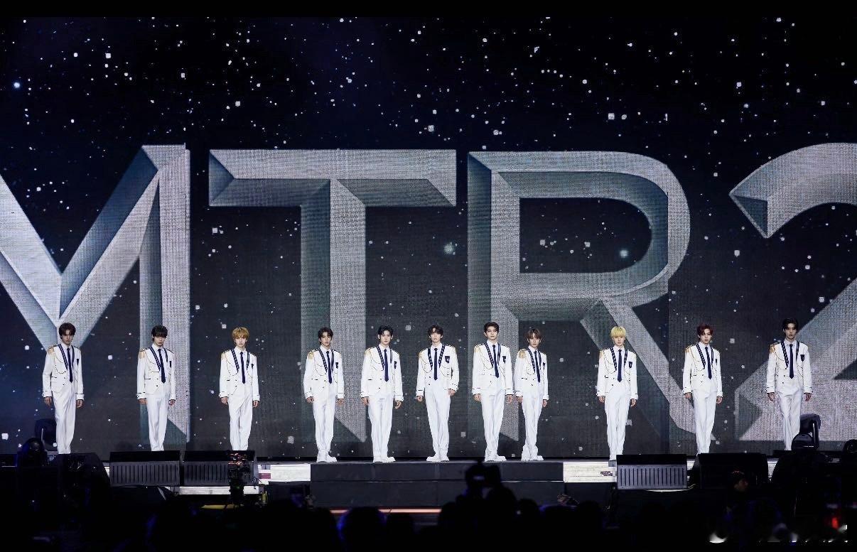 TMEA 今年TMEA的网传阵容里，从三代到五代的韩团都有，还有泰圈的顶流，这样