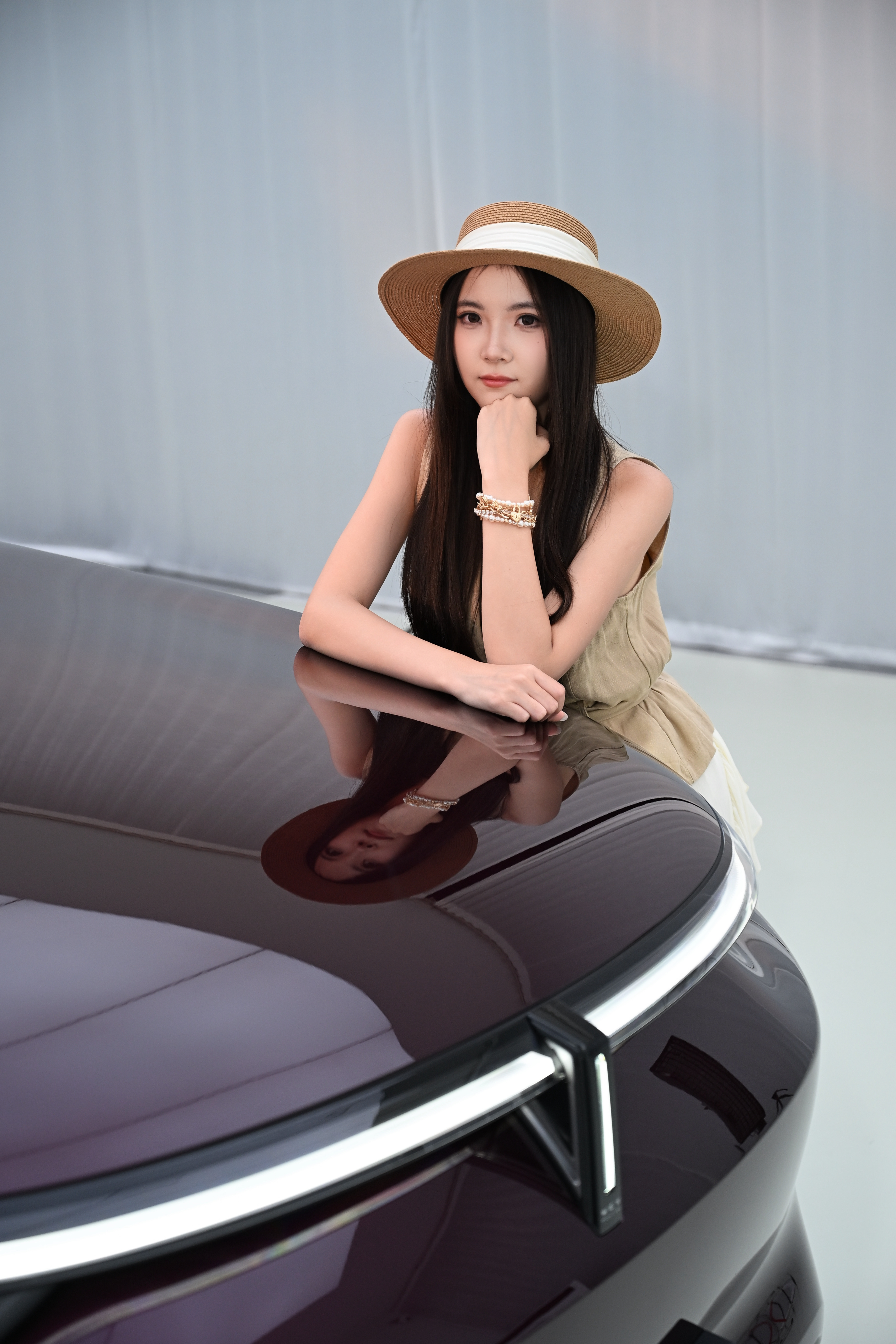 今天开魏牌V8X，发现了一个小功能——AI空调。夏天天气热，需要经常开空调。但有