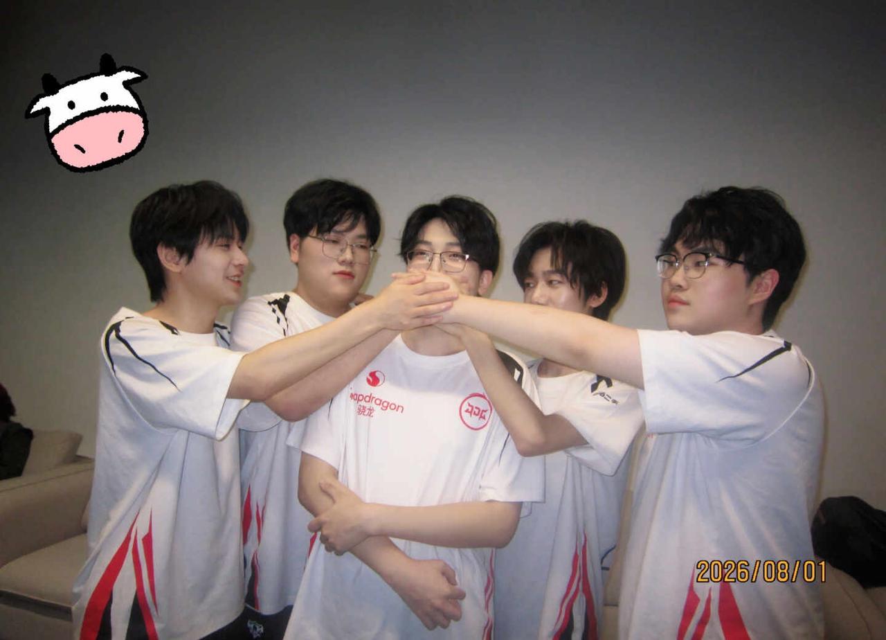 整整齐齐的大中小东们
🐮🐖🐻🐱🍔🍑