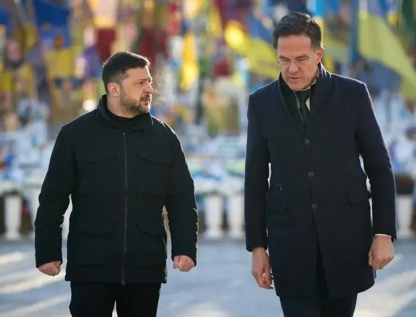 欧洲已经不再是之前那个欧洲了！
在俄乌冲突的前期，欧洲之中的瑞典和芬兰纷纷加入到