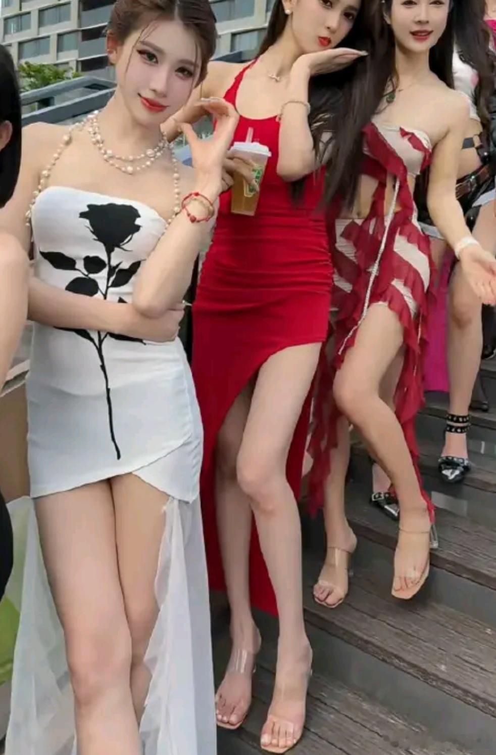 洋洋高锐～玉搔头·吗◎霞光犹在……天◎香风潜入……怀◎隔岸柳如……烟◎芳心唤不…