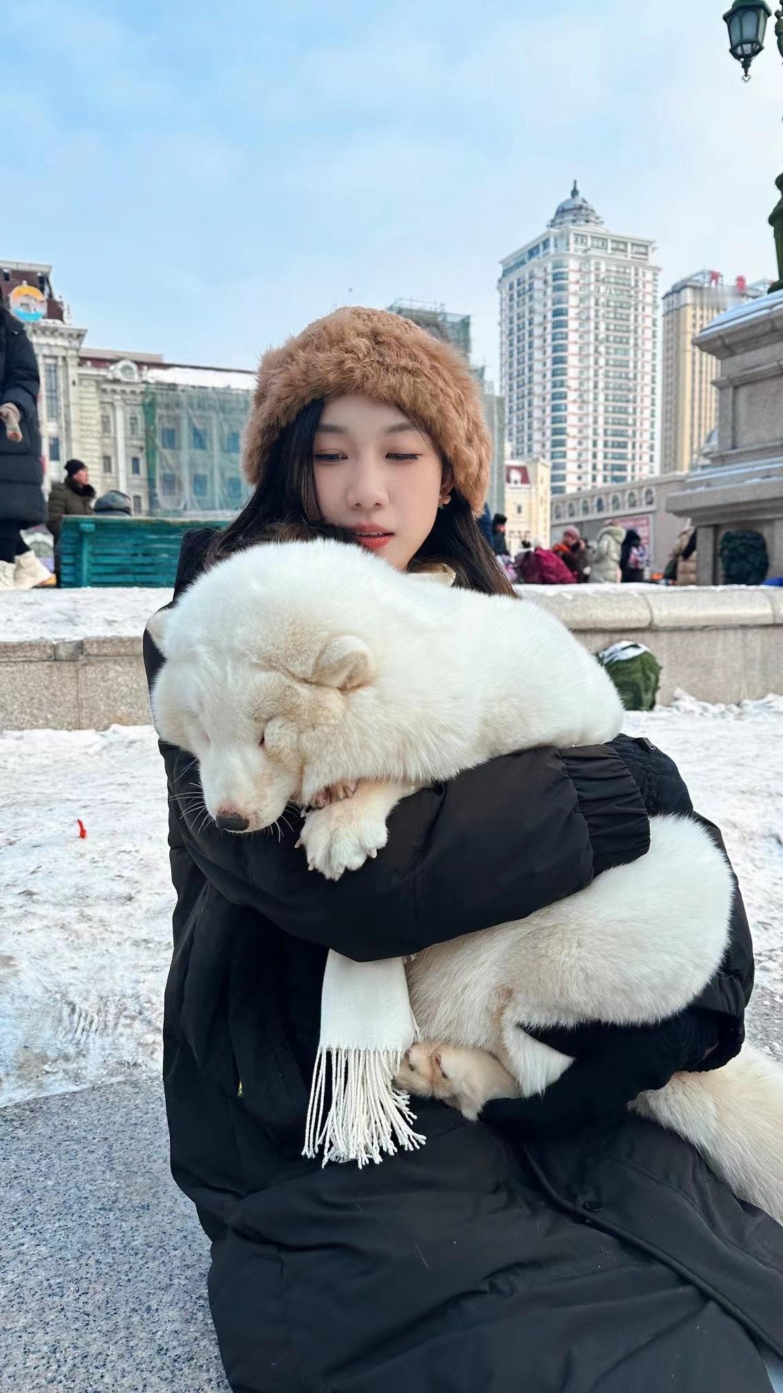 下雪你在南方吹空调我在北方看雾凇哇～哈尔滨下雪啦❄本土豆不在尔滨很想你[拜托] 