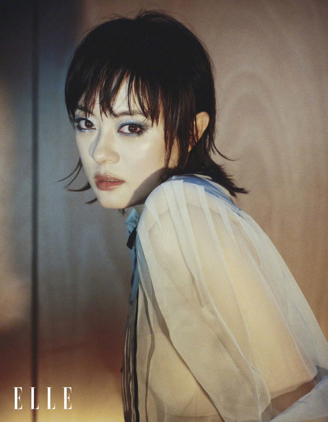 谁懂啊！孙俪这组ELLE大片直接封神，冷媚与温柔无缝切换，娘娘果然是娘娘，可塑性