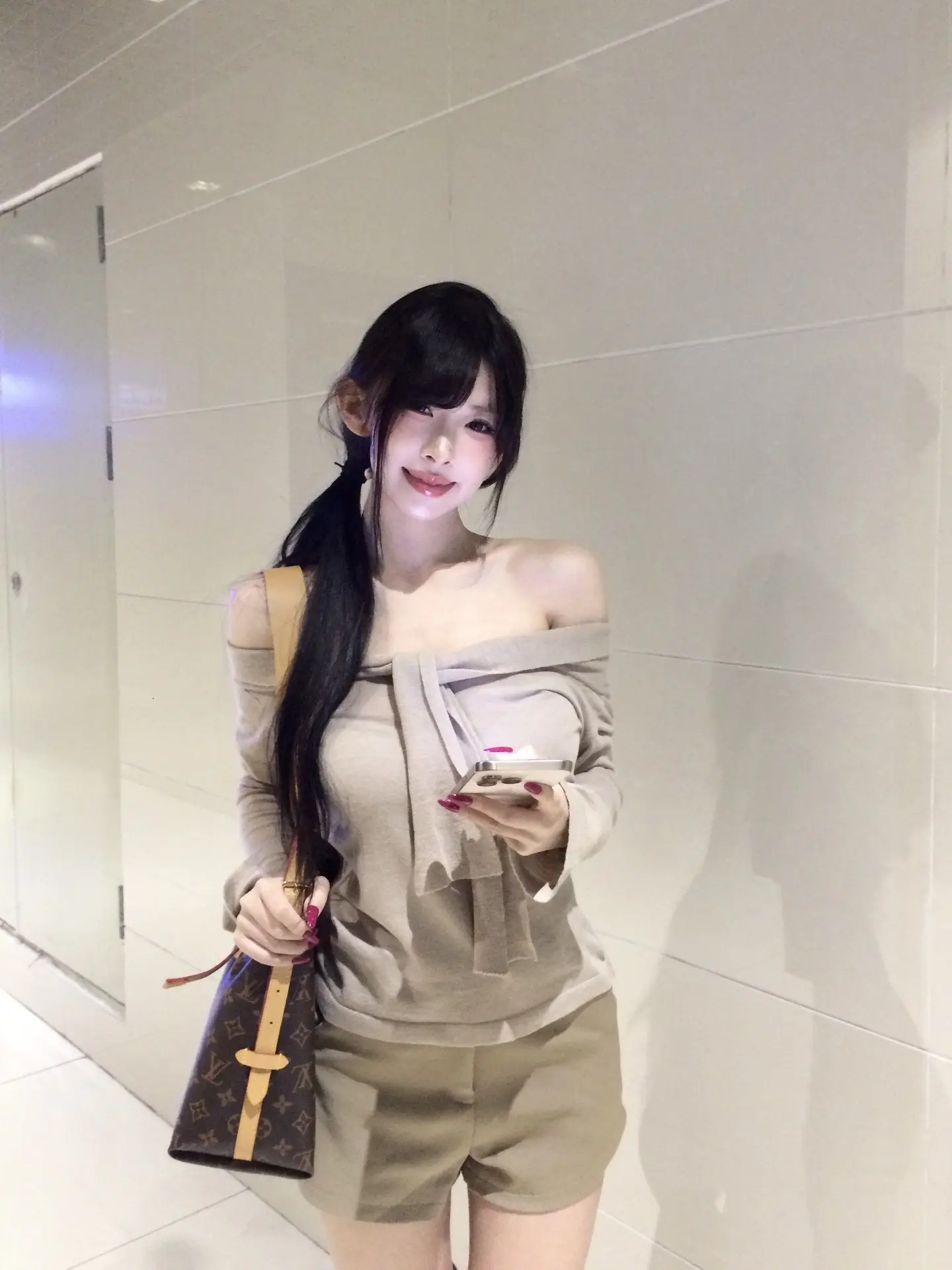 今天是温柔紫啧…