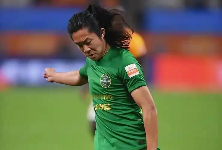 李提香离开浙江引发热议，下一站加盟新军辽宁铁人

中超最新消息，浙江队如今已经发