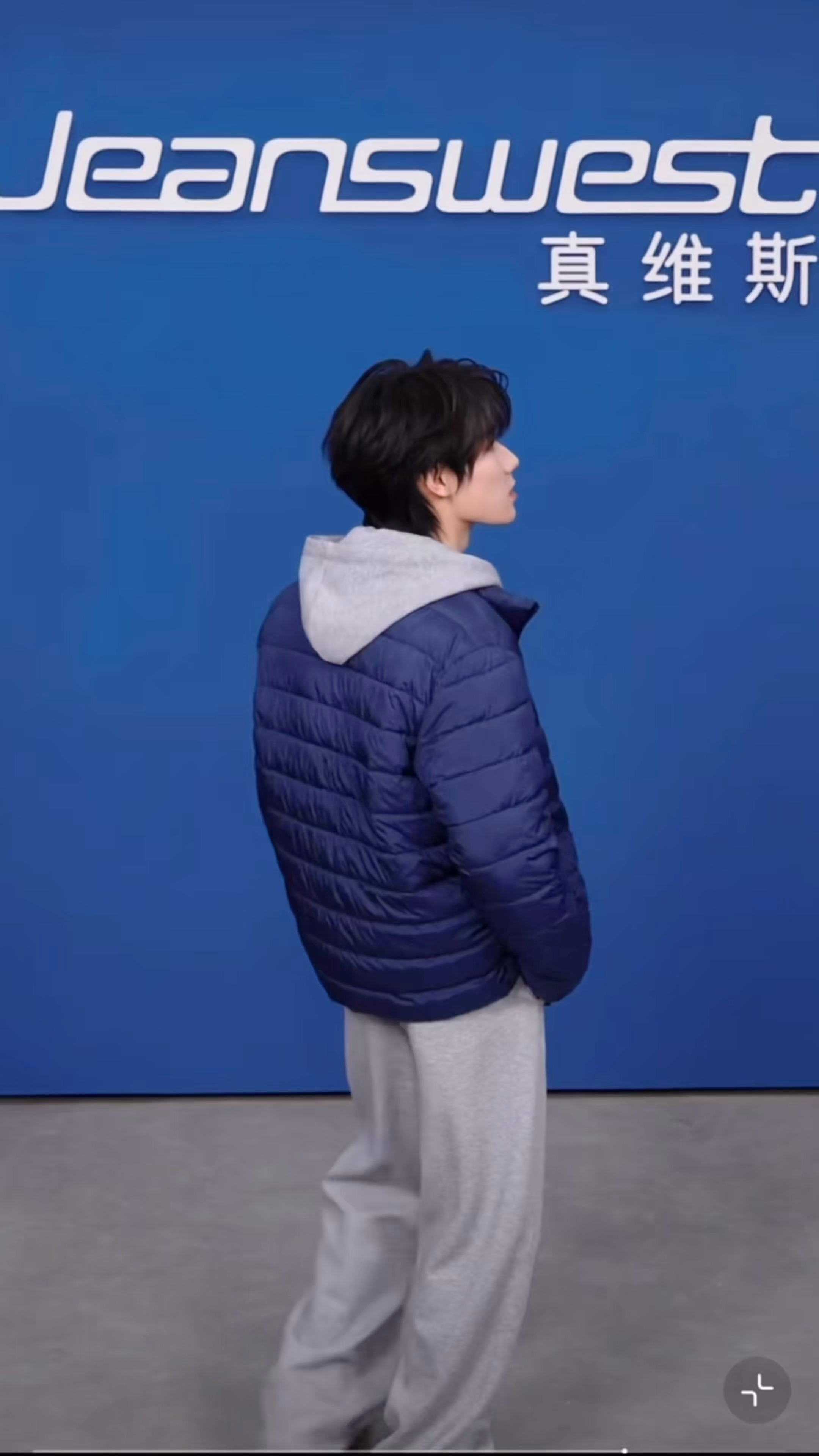 男神！好会摆造型[期待]张真源奔跑吧 /张真源真维斯品牌全球代言人 ​​​