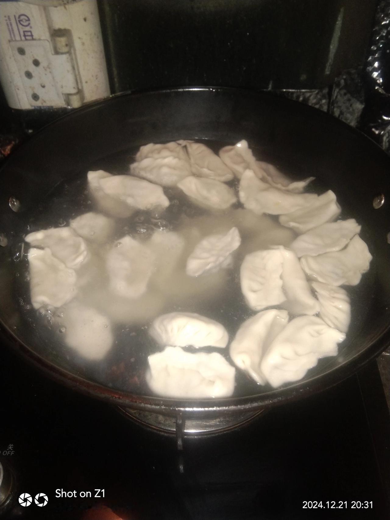 北方人冬至日吃饺子，饺子就是美食