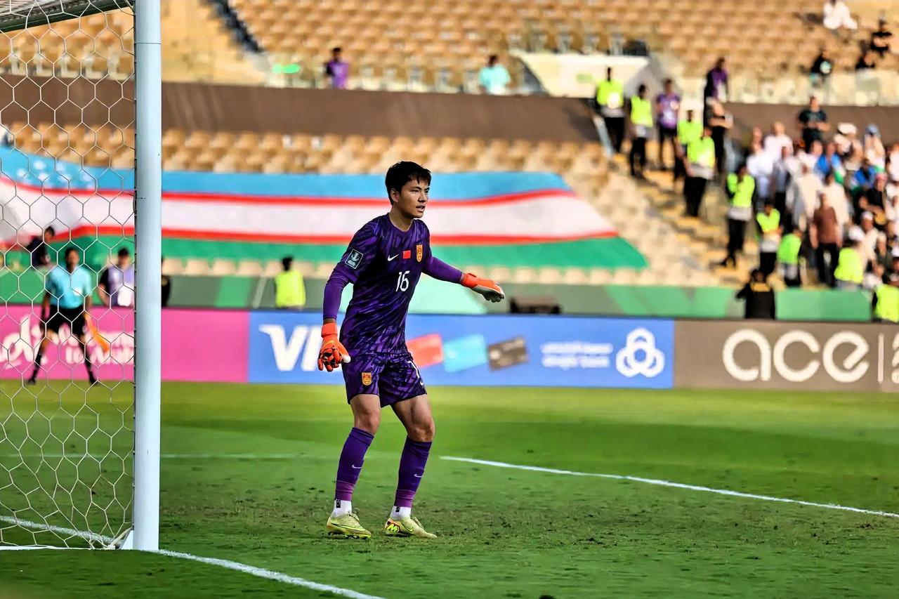 李昊33次扑救无缘最佳门将，从个人表现与贡献维度看不公平，从赛事评选传统与规则逻