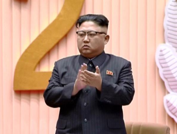美国敢不敢打朝鲜？答案是，不敢！不是美国打不过朝鲜，也不是美国害怕朝鲜的洲际导弹