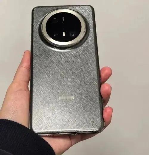 Mate 90系列发布计划有变，一文看完最新爆料
根据目前的消息显示，在这个月里