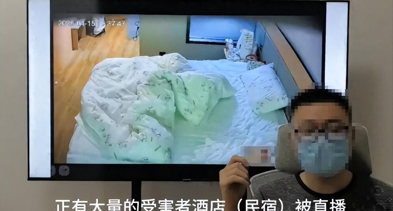 天哪谁还敢去开房？安徽合肥，在一家学校附近，有两个学生进入民宿开房，他们在房间内