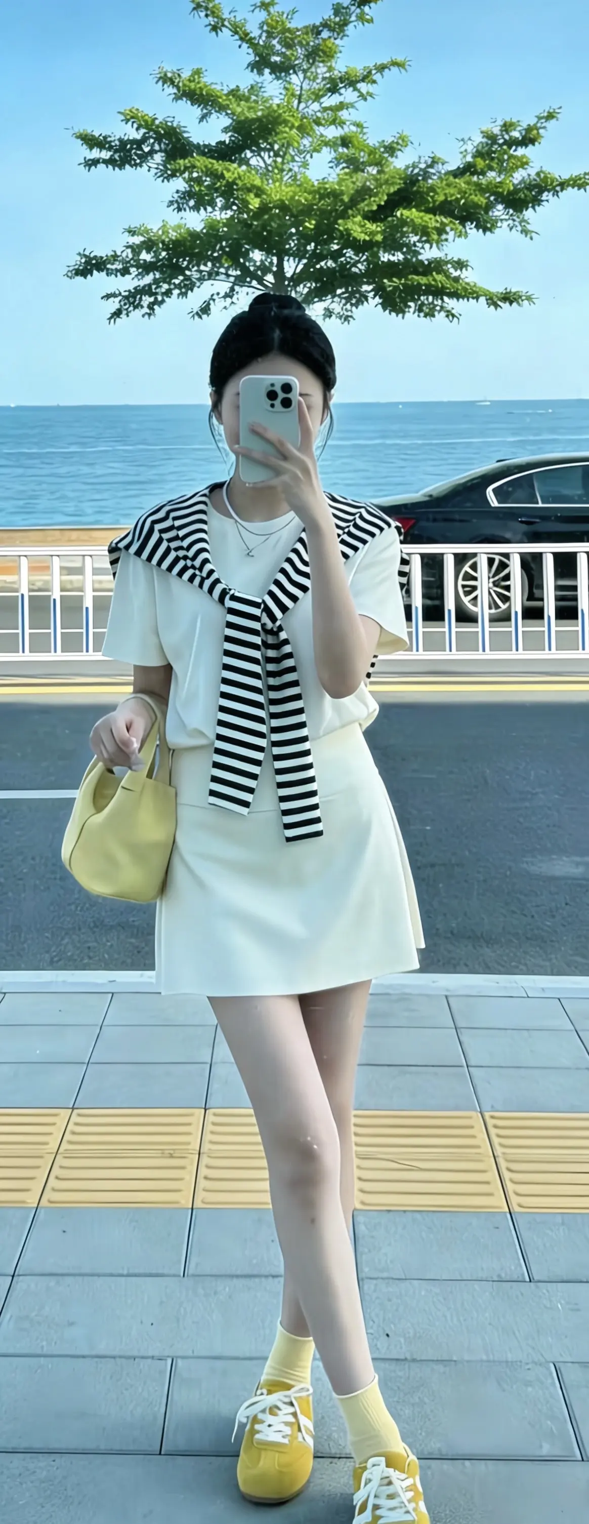 人总是需要片刻的快乐 ，来抚慰这日复一日， 枯燥无味，繁琐无趣的生活 ……