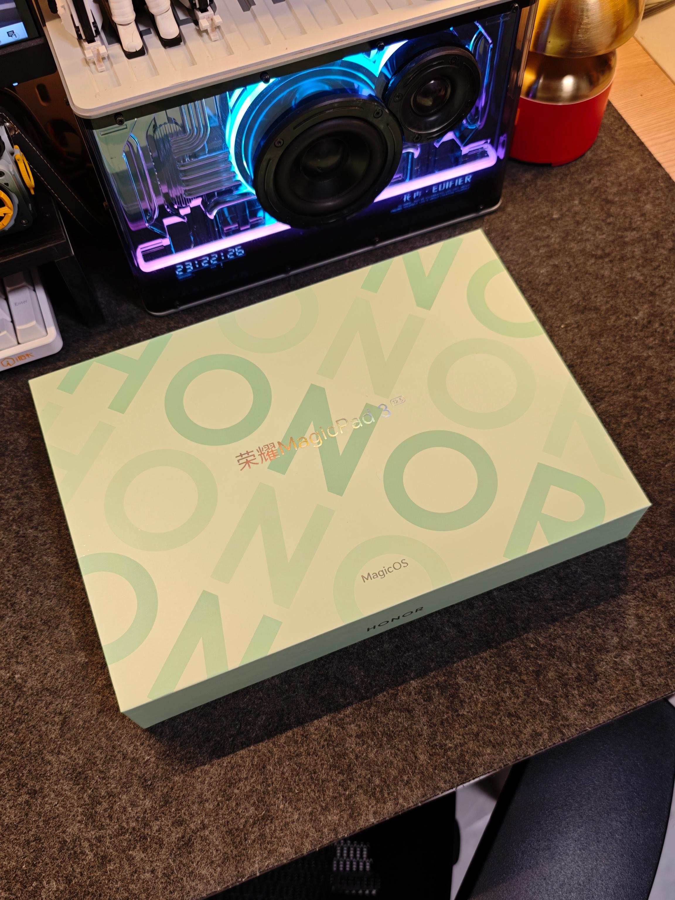 深度使用了荣耀MagicPad3 12.5英寸版也是越用越喜欢，用来游戏轻办公，