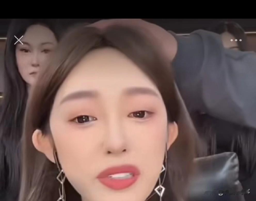 娜美自责落泪意难平，仙洋摸头安慰！

          娜美愧疚在仙家最难时期