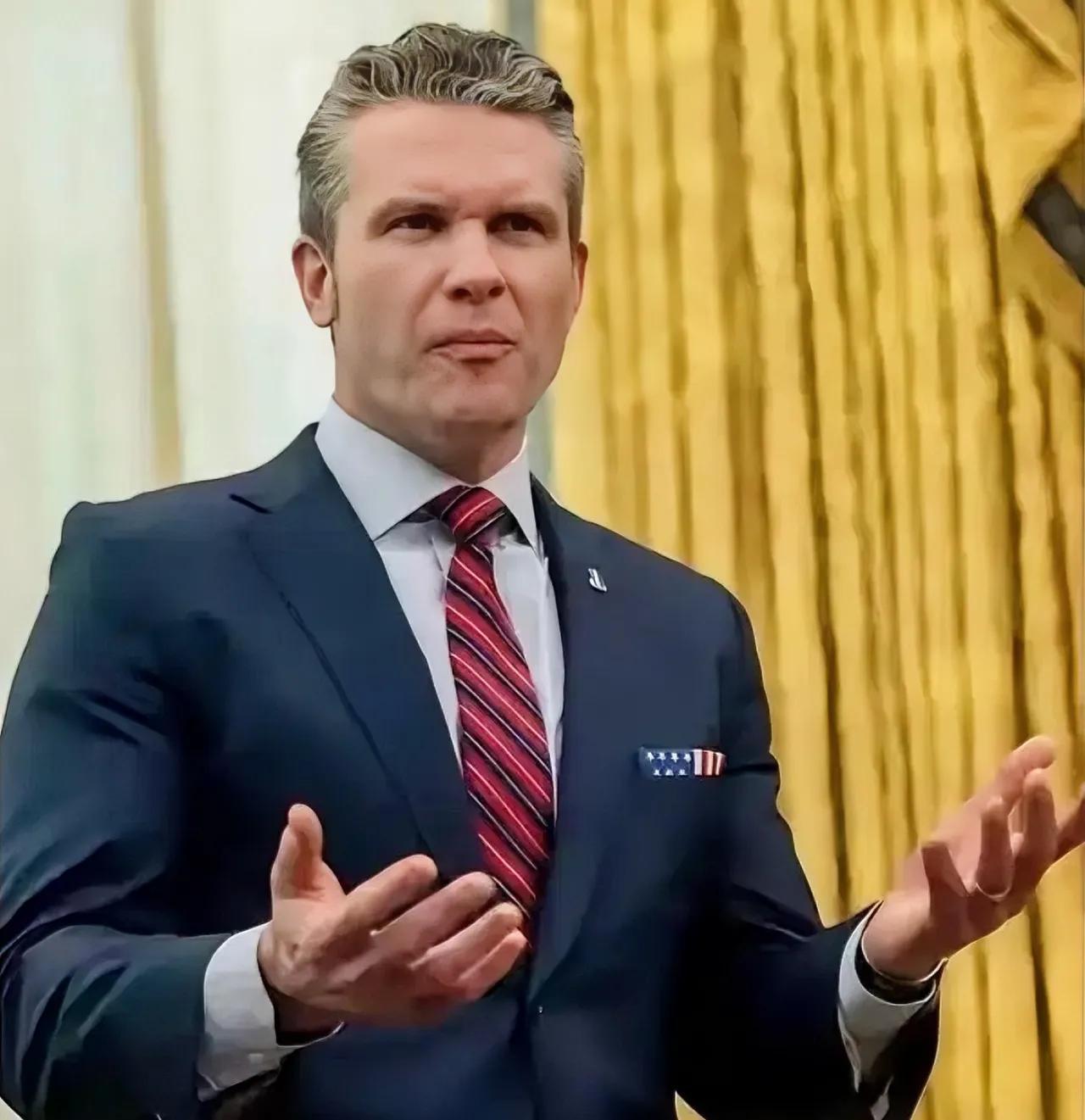 离谱到家了！拿着铁饭碗、手握大权，放着安稳日子不过，非要乱伸手，这下好了，直接把