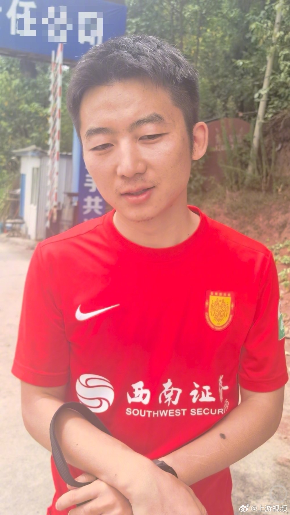 #川渝德比球迷真的从成都走到重庆了#【耗时6天行程240公里，“川渝德比”立誓步
