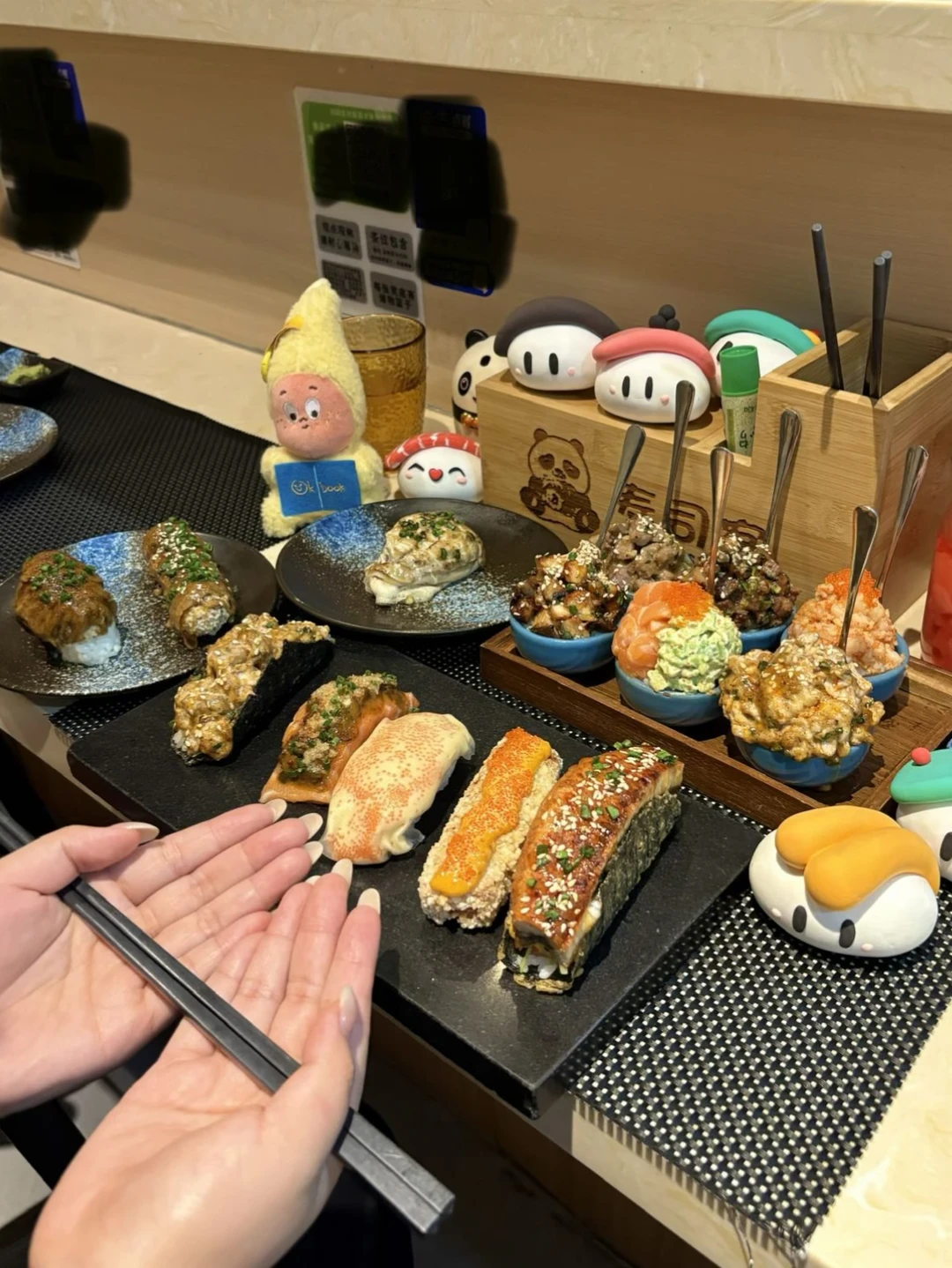 来，来，来，一起吃寿司🍣