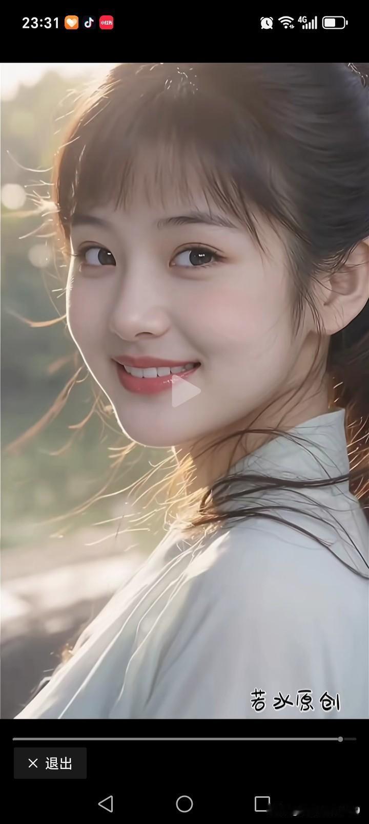 阳光下的微笑，温暖如春日暖阳。此前我去医院探望生病的朋友，病房气氛压抑。这时，邻