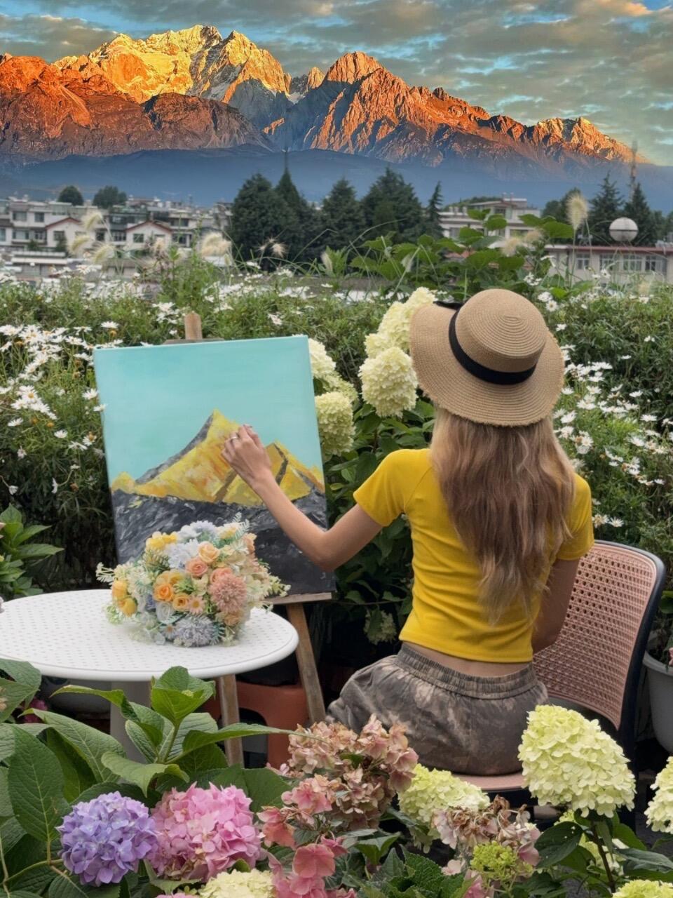 🏔️丽江必打卡！雪山屋顶咖啡，美到窒息！✨