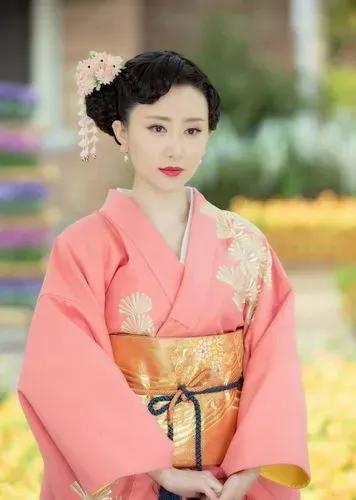 舒畅一身和服美照太诱人了，你爱了吗？