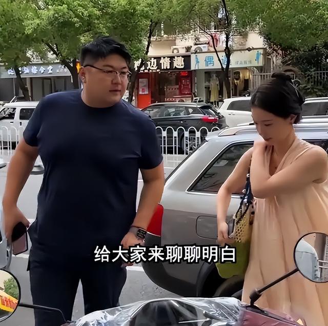 前妻曝猴哥离婚真实原因：非破产与孩子，众人此前皆被误导
 
“猴哥说车”凭借对汽