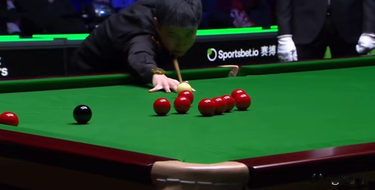 墨菲3：6输球赛后说今天的赵心童完全不是昨天对阵斯莱瑟的那个，他超常发挥我感到很