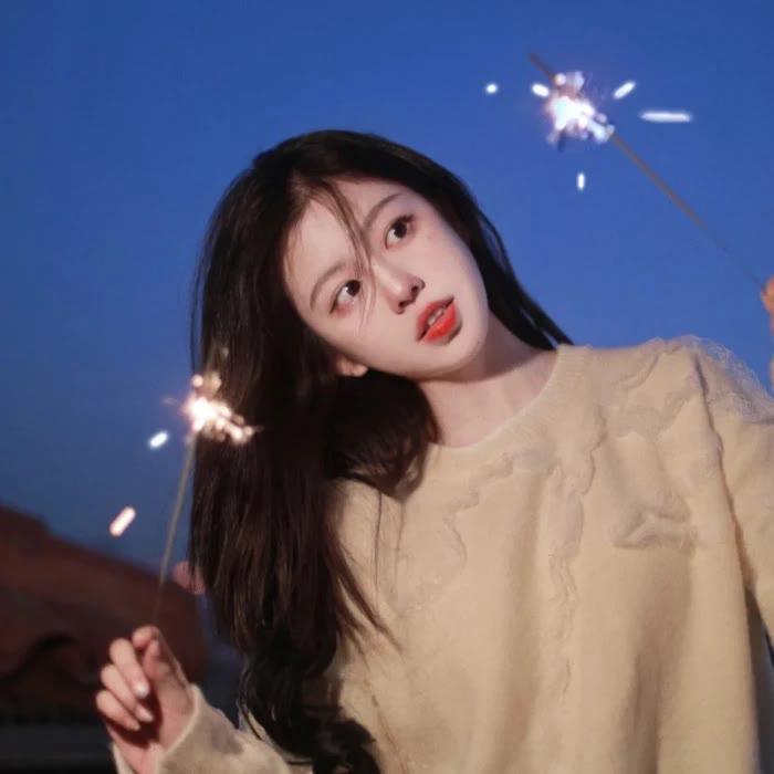 𝗪𝗲𝗖𝗵𝗮𝘁  | 氛围感女生头像 | 小众女生头像｜女生头像｜氛围