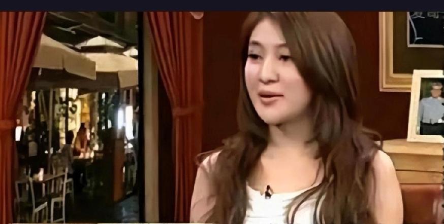 郭美美再次因销售违禁减肥药入狱，她的人生轨迹为何如此反复？
郭美美这个名字在社交