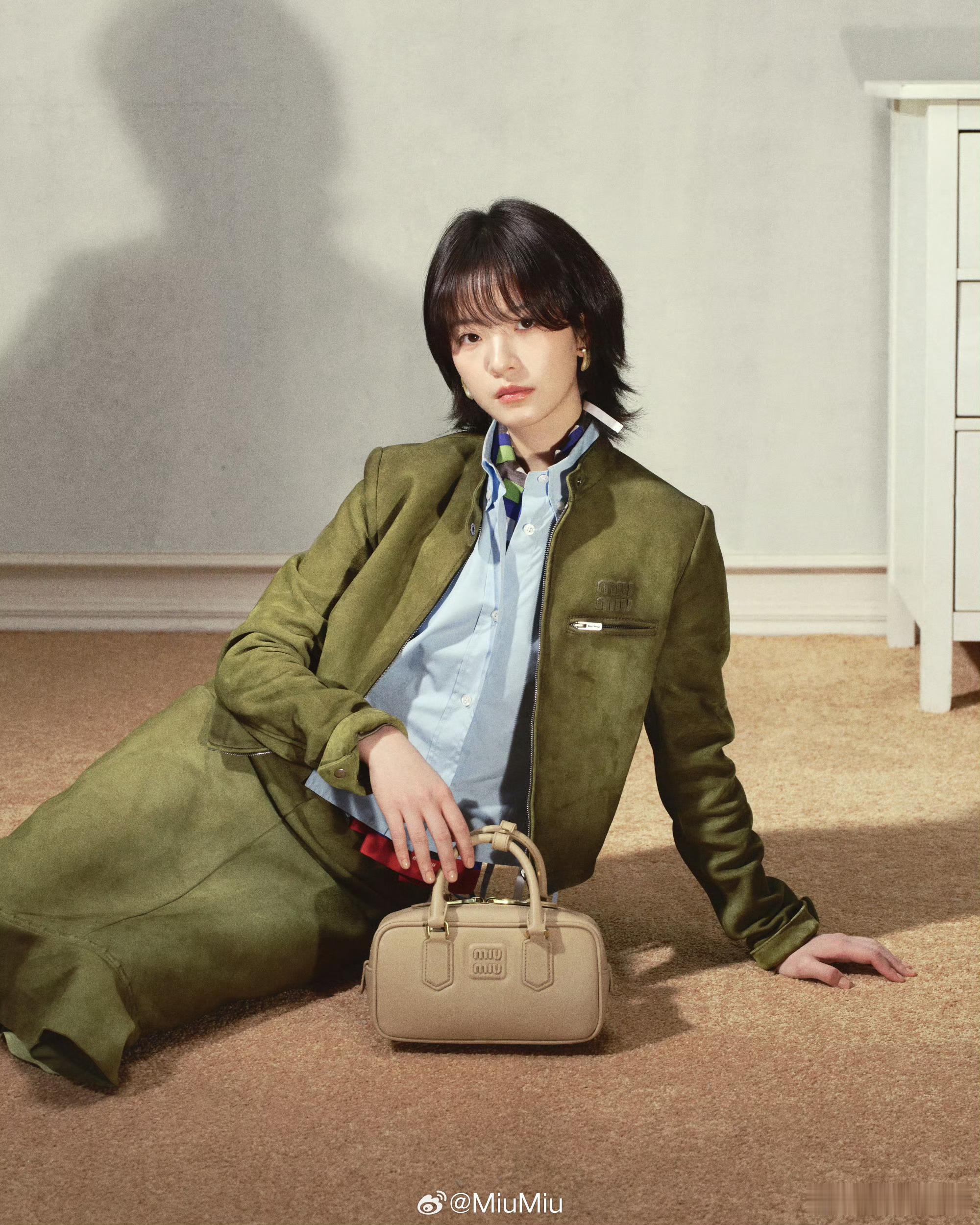 赵今麦、刘浩存、李庚希miumiu卖包大片 