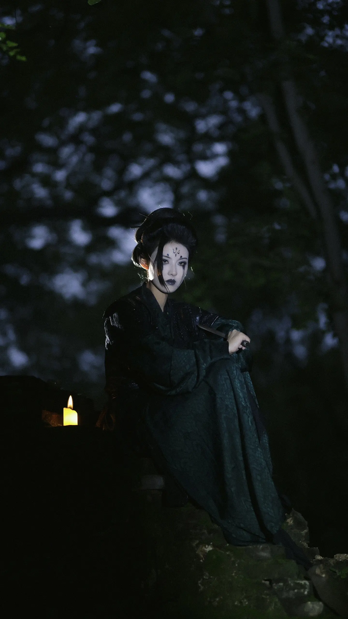 她的山外青山，终究没能与他去看『客』。