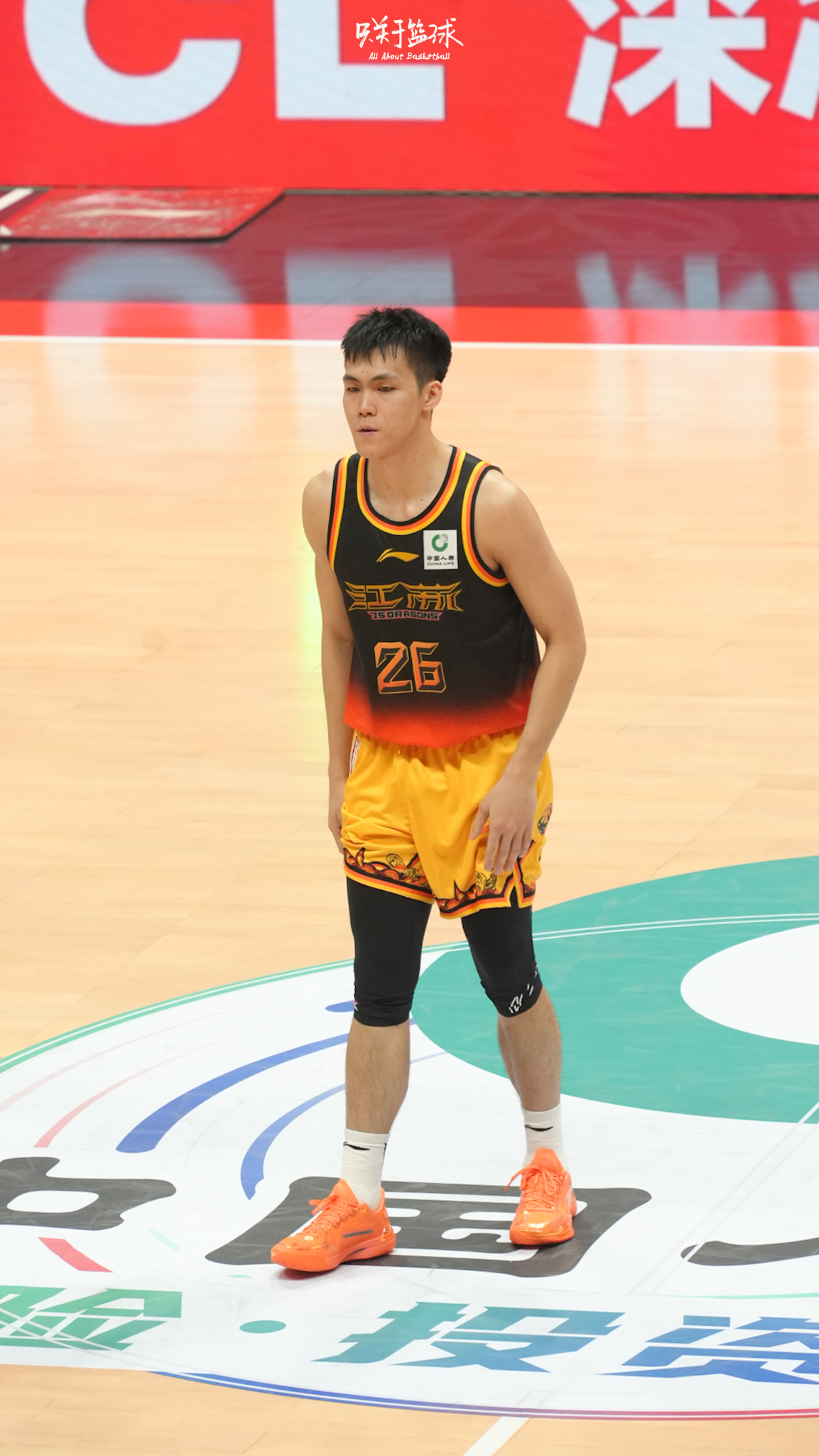 庞峥麟的第五场CBA：34分6篮板4助攻这位“新秀”太强了