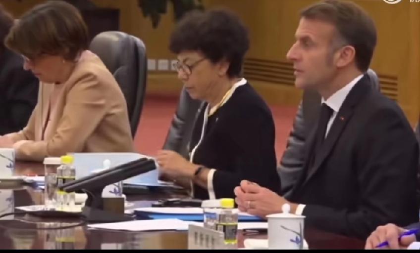 马克龙此次访华，是一个比较特殊的历史时刻，欧洲正处于被美国无视阶段，欧洲在乌克兰