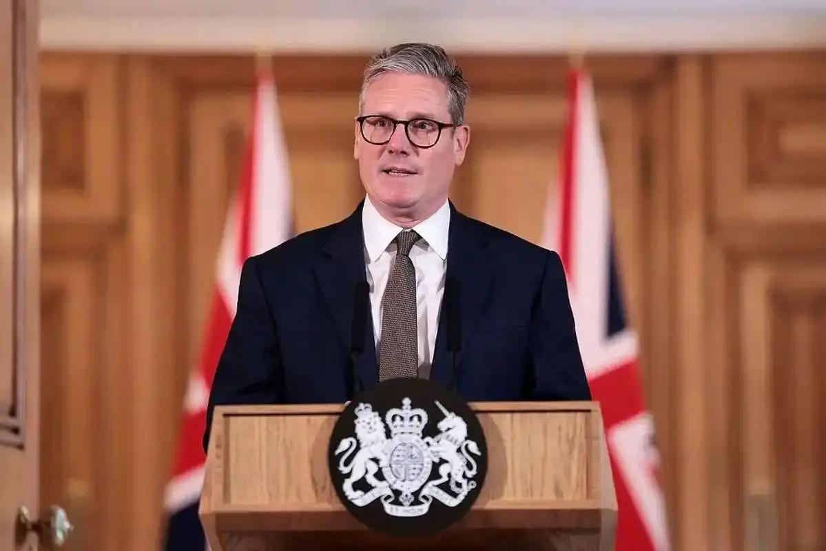 英媒称斯塔默计划辞任「英国首相」，这个岗位为何更迭如此频繁，其辞职对英国经济有何