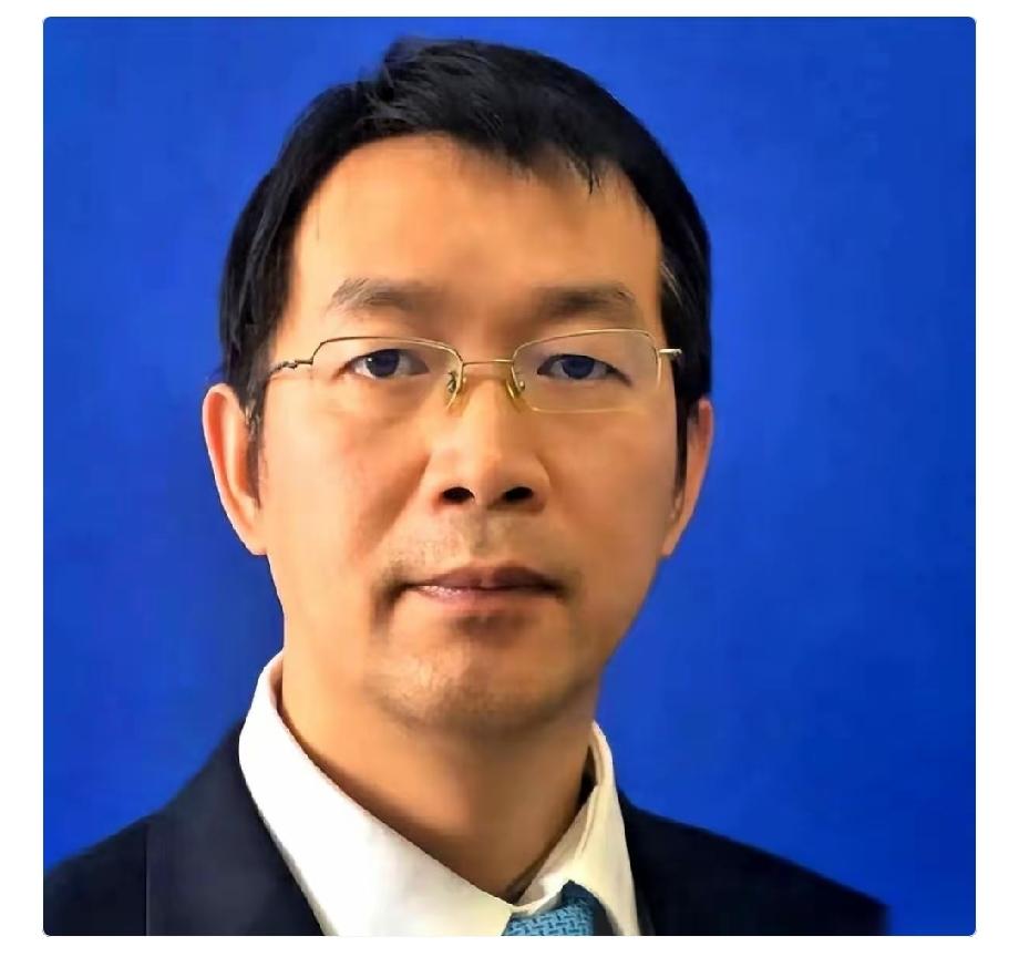 这招是谁想出来的？够狠！

大厂的员工被裁后，选择将考勤表和录音递交给欧盟负责E