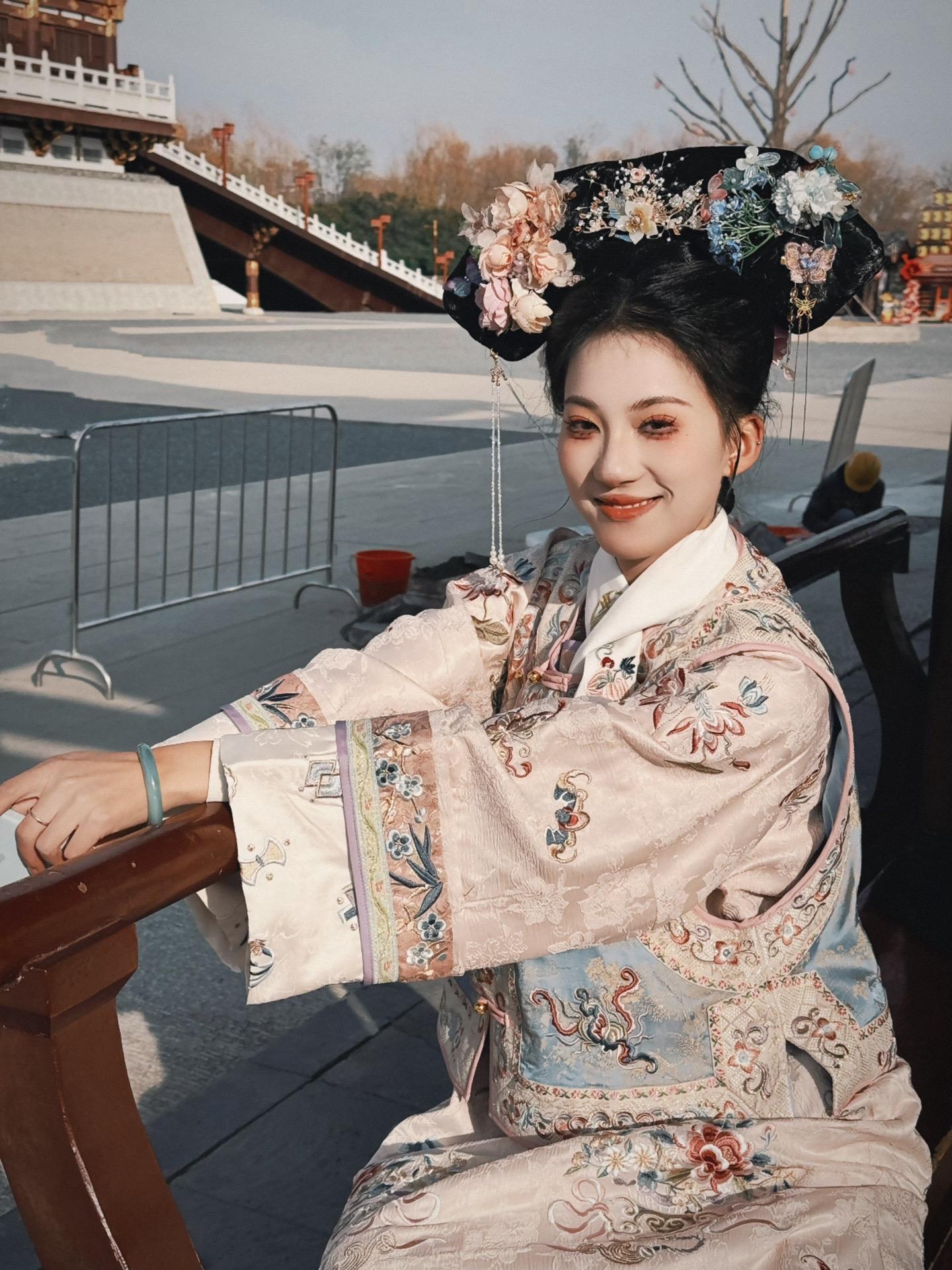 你说一句格格吉祥 我皇阿玛必有重赏！