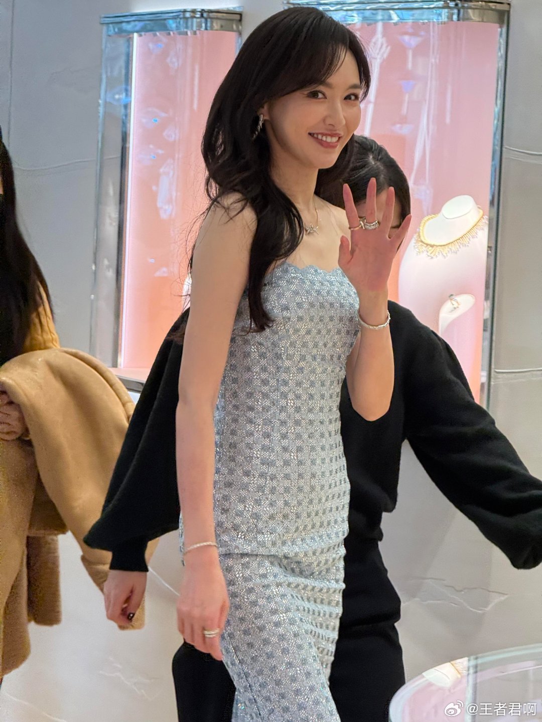 杨幂唐嫣又撞角色了这有什么好吵的，到时候剧一播 谁演技差谁尴尬啊 