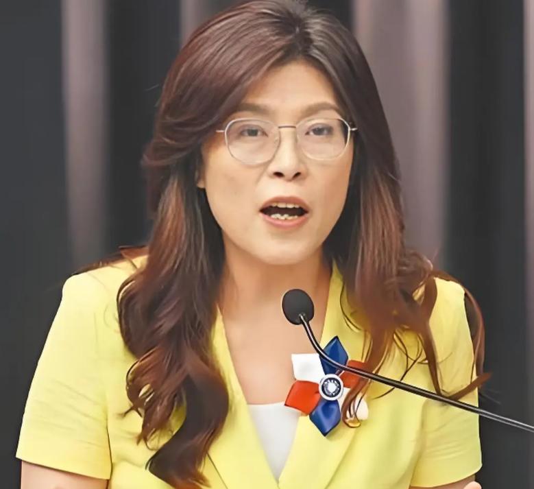 美国最担心的一幕曾出现了：美日德三国都拦不住，郑丽文当众立下重誓。所有人都看明白