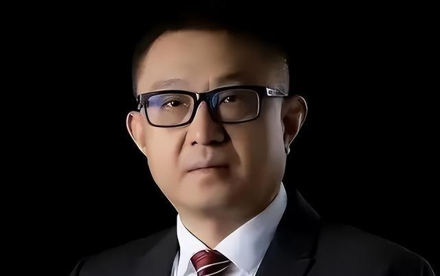 2020年，“核酸大王”张核子借疫情牟利，让国家资金短缺，通过核酸检测造假害了无