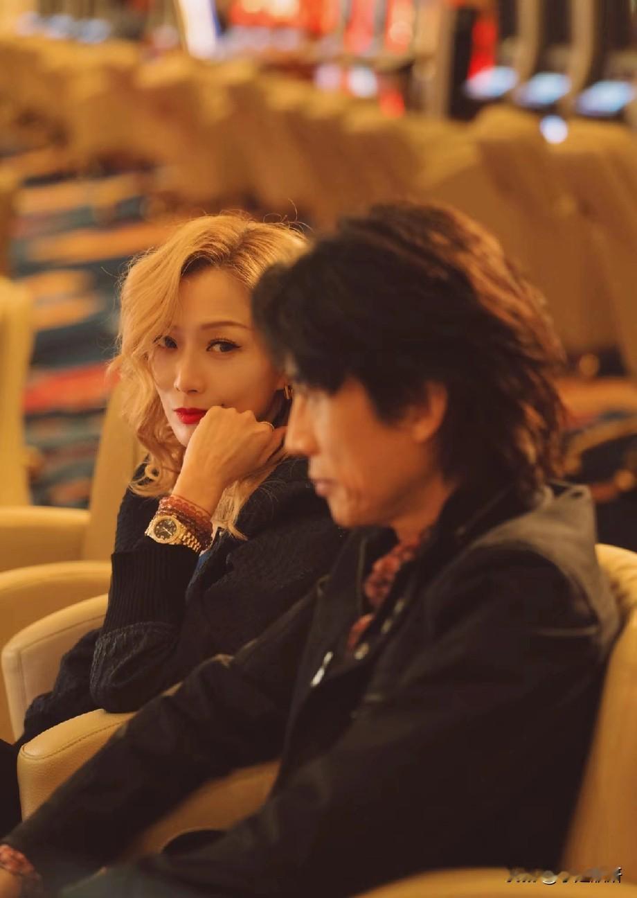 霓虹之下，皆是凡人——《夜王》观后感
 
褪去夜总会的纸醉金迷与江湖恩怨，《夜王