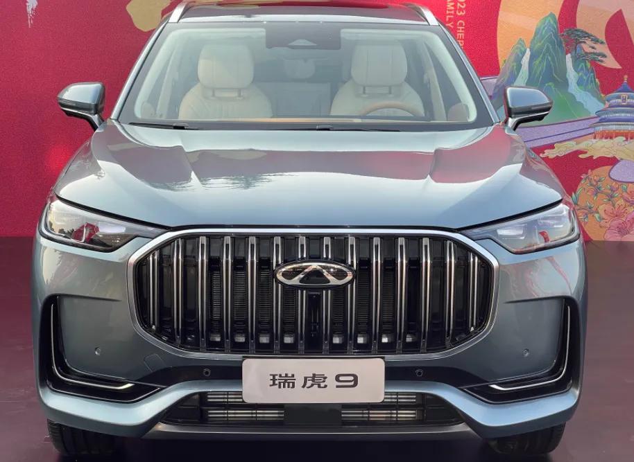 第一次买车，大家帮我把把关。看了很多，我喜欢SUV，现在到了最终选择的车型有两款