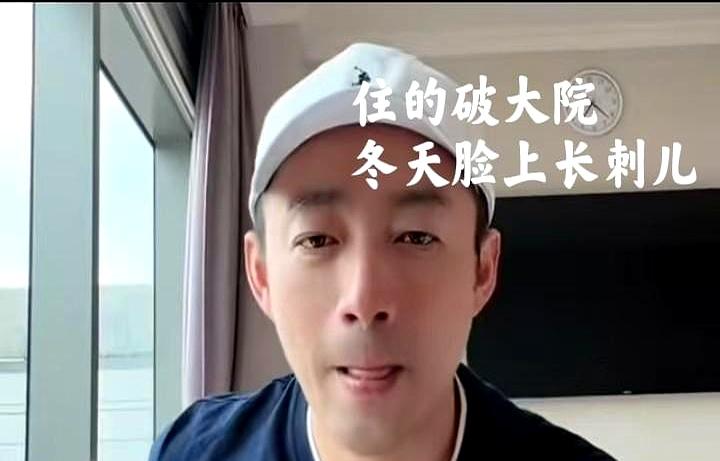 刚抱上小儿子，汪小菲就跟亲妈掀桌子了。
张兰刚在直播晒完喂奶照，夸他是“最佳奶