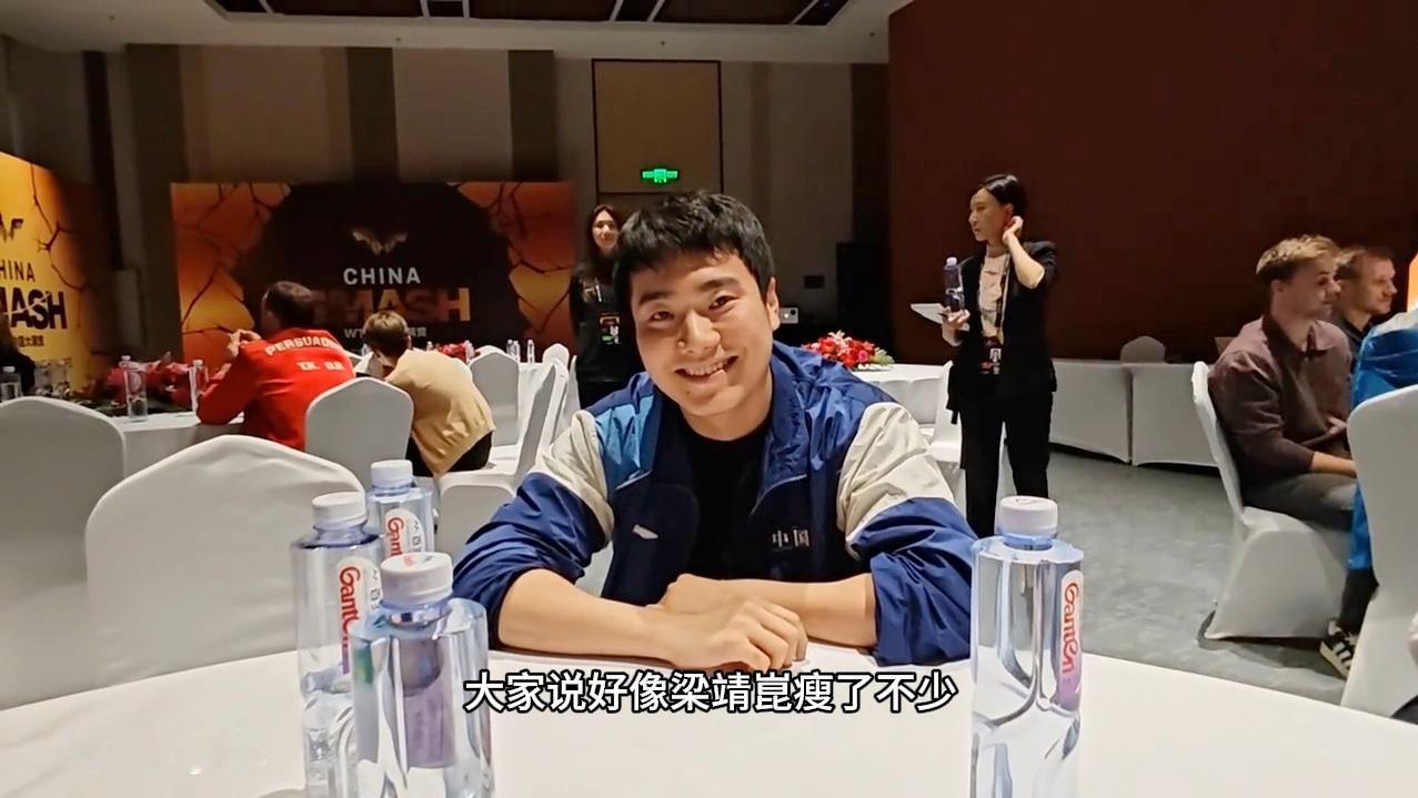 #梁靖崑vs徐海东# 国乒内战，梁靖崑虽然是主力，但徐海东还是有一战之力的，一定