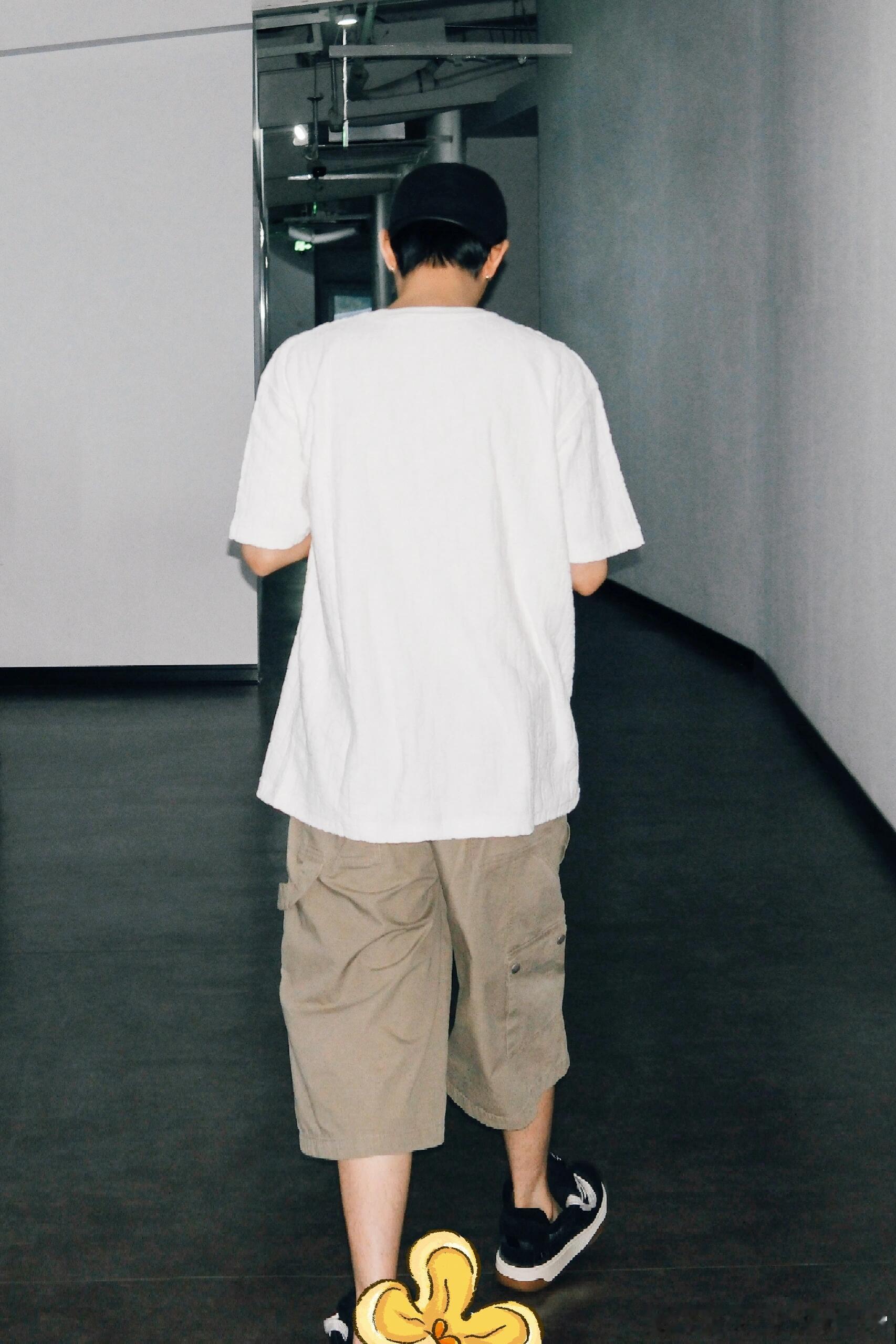 #邓为 演员是被选择的职业#邓为说的话很值得细细揣摩。演员是被选择的职业，说出了