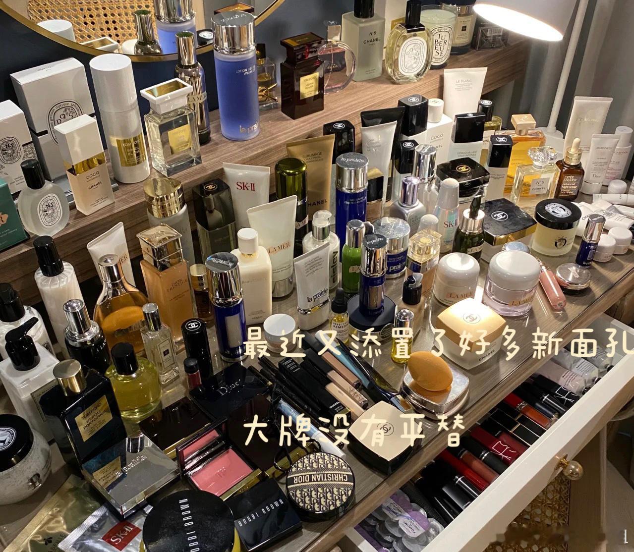 今天和大家分享一下我的护肤心得和感悟1.护肤是场持久战，属于日常保养，越早保养越